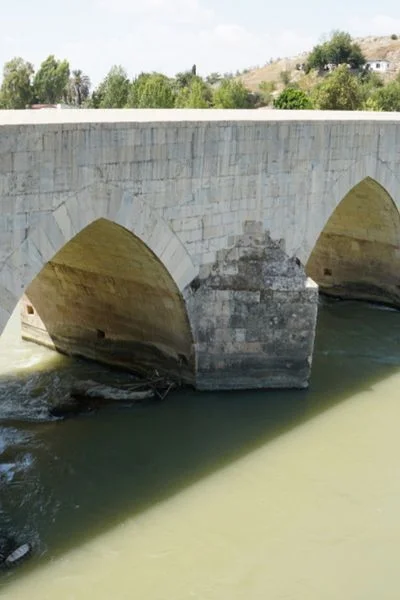 Misis Köprüsü Adana Misis Köprüsü